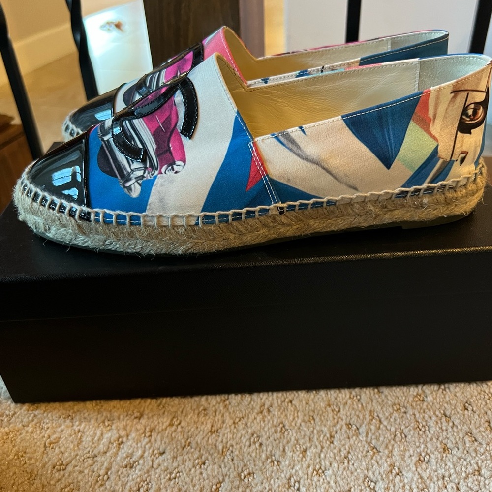 Authentic Chanel Espadrilles - Picture 4 of 7